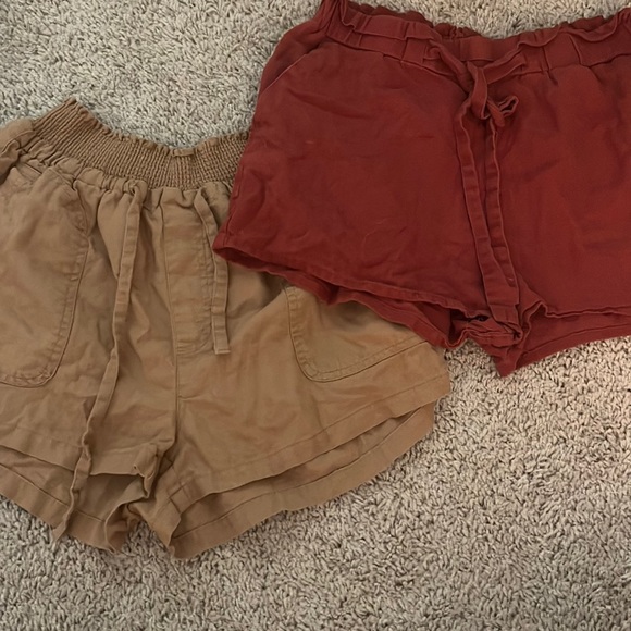 Shorts - Picture 2 of 6